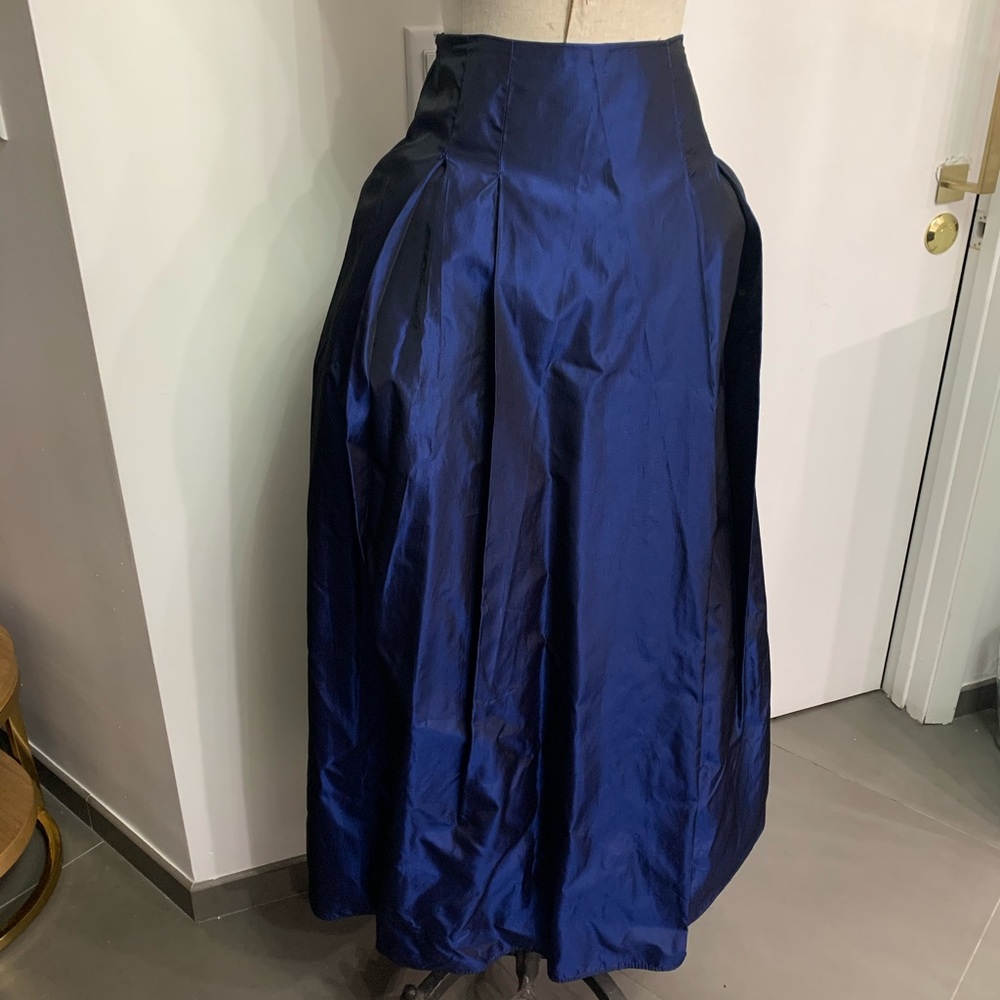 Ball gown/skirt